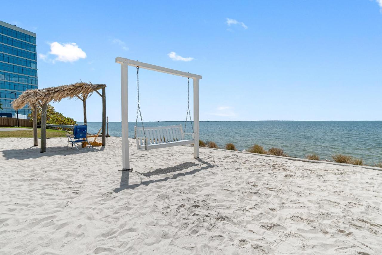Welcome To Sea Forever Balcony With Ocean Views! تامبا المظهر الخارجي الصورة